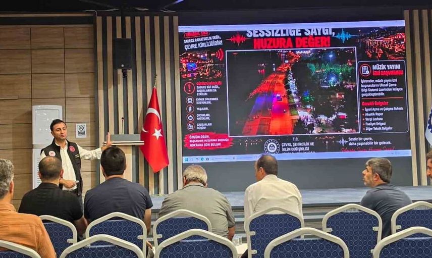 Tatvan'da işletmelere müzik yayın izni ve gürültü denetimleri toplantısı düzenlendi