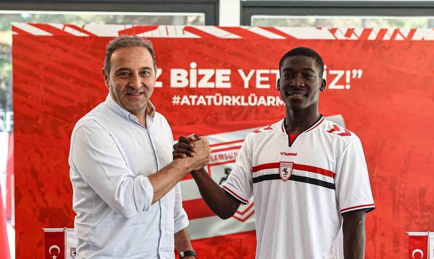 Samsunspor 18 yaşındaki Çadlı yeteneği Mbatoloum Daniel ile 5 yıllık sözleşme imzaladı