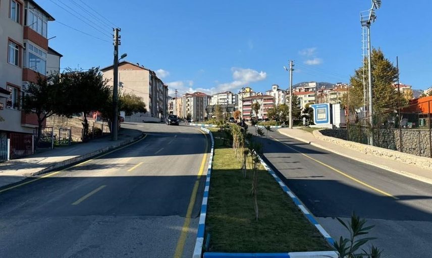 Karabük'te sıcak asfalt seferberliği: 145 bin ton serildi
