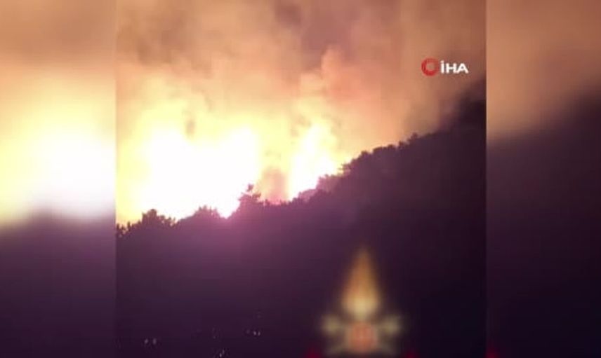 Garda Gölü’nde yangın alarmı: 200 kişi güvenli bölgeye tahliye edildi