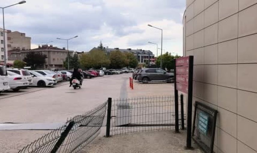 Banyoda fenalaşan genç hastanede yaşamını yitirdi