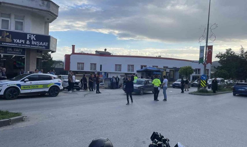 Samsun'da otomobilin çarptığı kadın hastaneye kaldırıldı