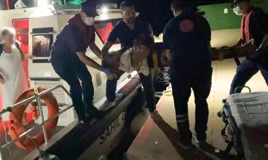 Marmaris ve Fethiye'de sahil güvenlikten tıbbi tahliyeler