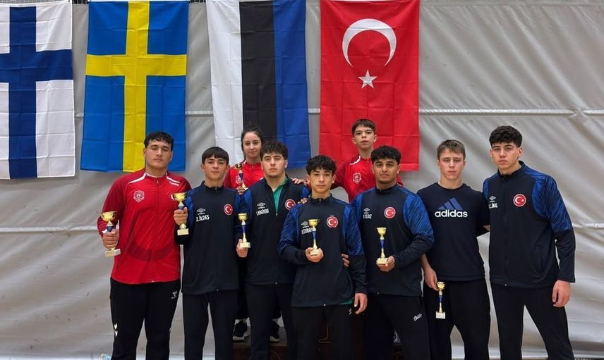 Manisa BBSK güreşçilerinden Helsinki'de dikkat çeken başarı: 8 madalya ile döndüler