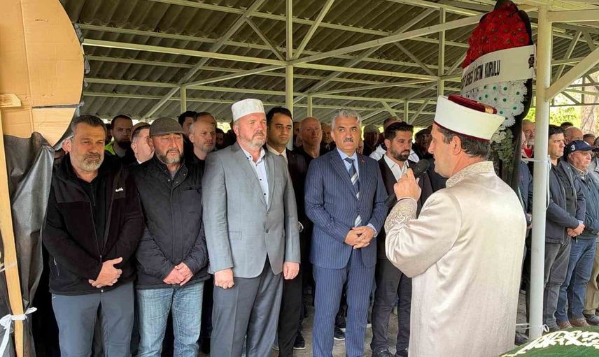Düzce’deki savaş muhabiri Levent Öztürk son yolculuğuna uğurlandı