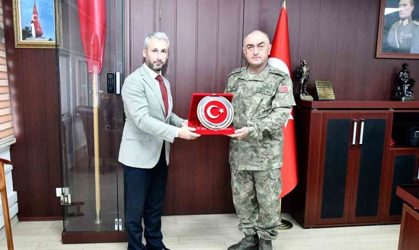 Şehit aileleri ve gazilerden albay altınok'a destek dolu ziyaret