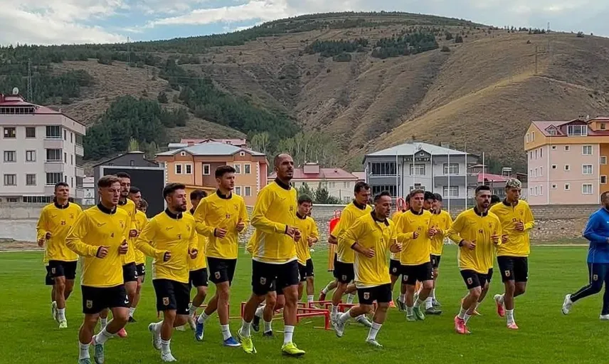 Bayburtspor yeni sezon hazırlıklarını sıkılaştırıyor