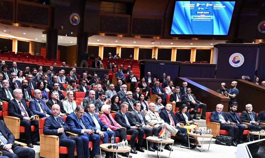 Türkiye ve Almanya ekonomik iş birliğiyle yeni bir döneme adım atıyor