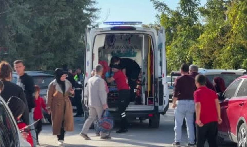 Burdur'da okul çıkışında trafik kazası: 8 yaşındaki çocuk yaralandı
