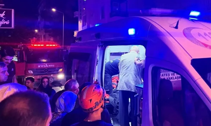 Siirt'te asansörde sıkışan çocuk, ekipler tarafından kurtarıldı