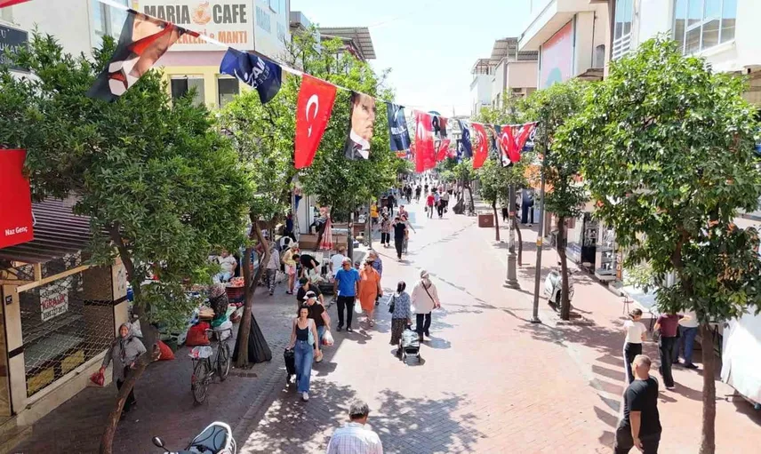 Nazilli'de Türk bayraklarıyla zafer coşkusu yaşanıyor