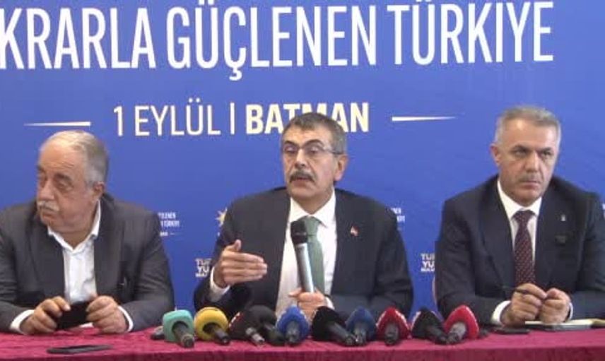 Bakan Tekin'den Bahçeli'nin demokratikleşme vurgusuna özel takdir