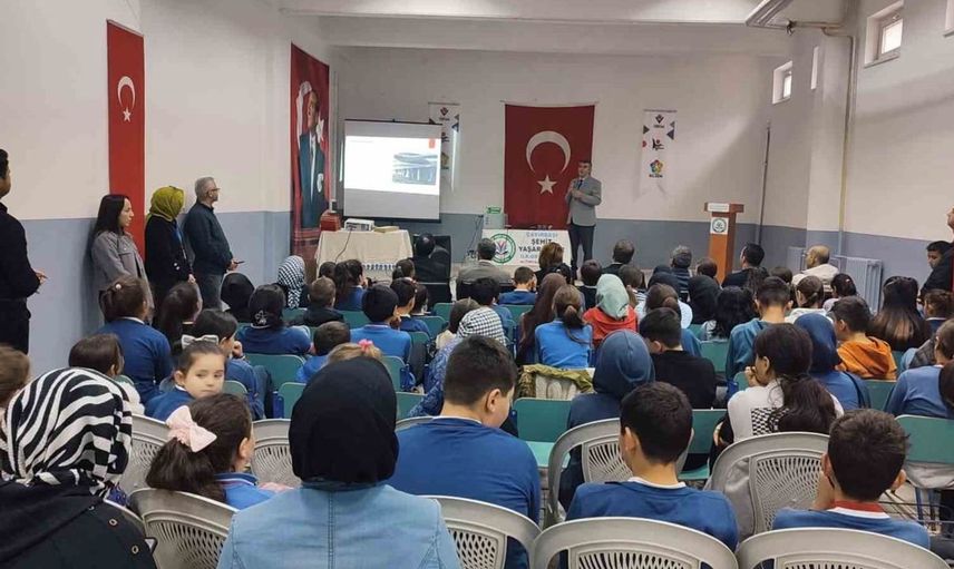Kütahya'da köyde bilim projesi sürdürülebilir tarım söyleşisi ile sona erdi