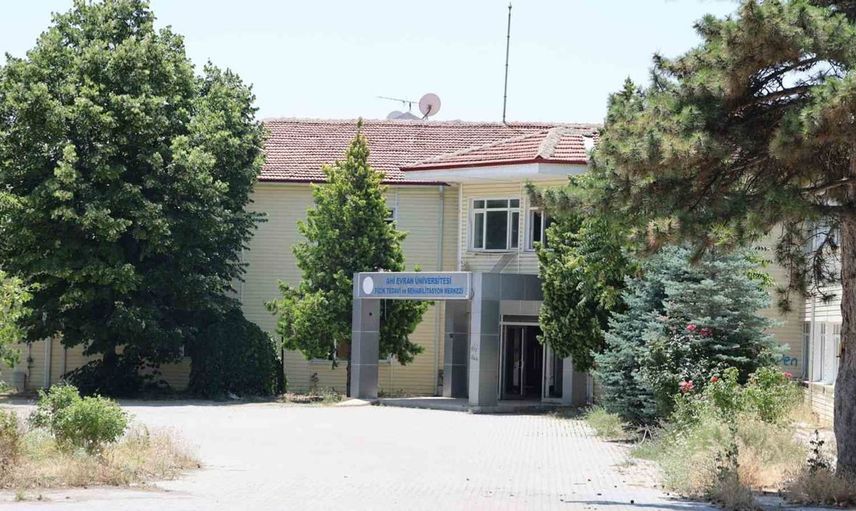 Kırşehir'de riskli yapıların yıkımına onay
