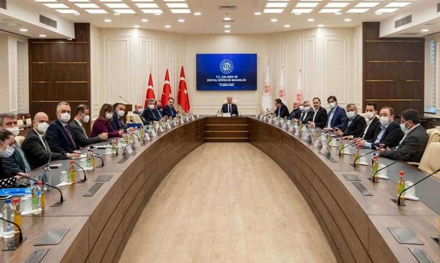 3600 ek gösterge sonuçlandı! Maaşlara 1.234 TL ek zam ve emekli ikramiyelerinde yüzde 20 artış müjdesi geldi!