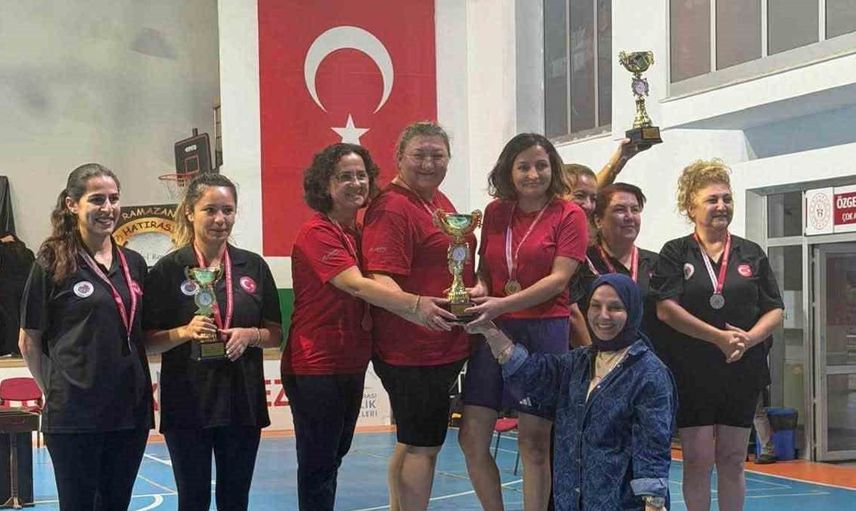 Muğla'da kamu spor oyunları kapsamında masa tenisi şöleni
