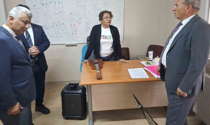 Eğitim yöneticileri sahada ihtiyaç analizi yapıyor