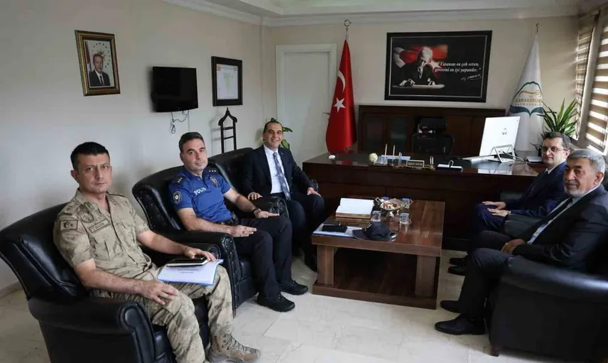 Iğdır Valisi Taşolar, Karakoyunlu Kaymakamı Kayaş’ı ziyaret etti