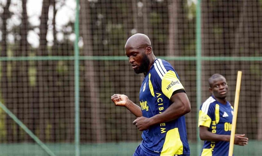 Romelu Lukaku fenerbahçe ile sahada: ilk antrenmanı tamamladı