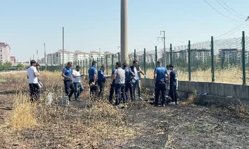 Diyarbakır'da boş arazide silahla vurulmuş erkek cesedi bulundu