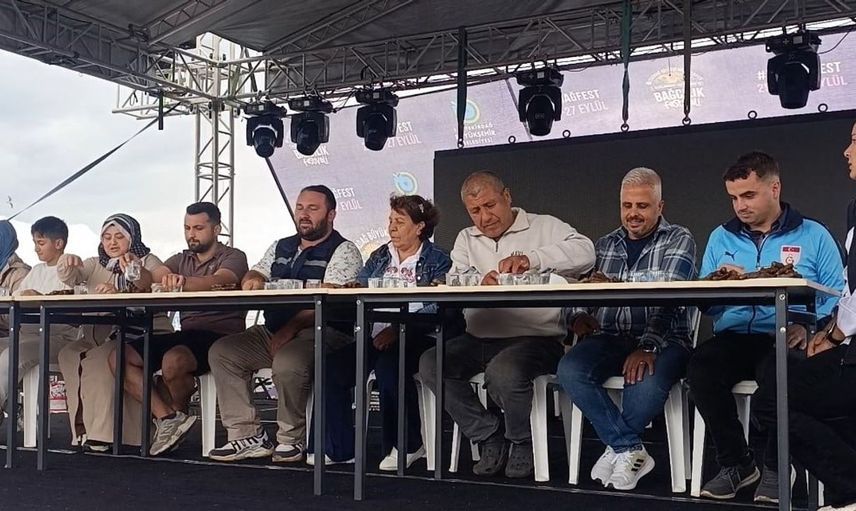 Tekirdağ'da köfte yeme yarışması heyecanı: Birincilik altınla taçlandı