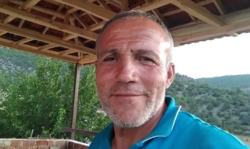 Amasya'da kontrolden çıkan traktörün sürücüsü yaşamını yitirdi