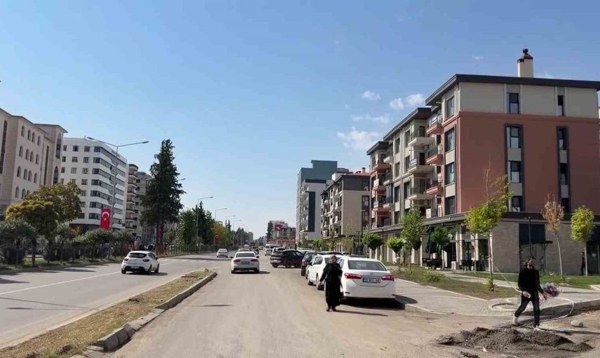 Adıyaman'da deprem sonrası dönüşüm: Cadde ve sokaklar yeniden şekilleniyor