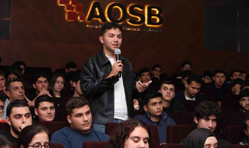 Adana'da öğrenciler sanayi sektörü ve kariyer fırsatları hakkında bilgilendirildi