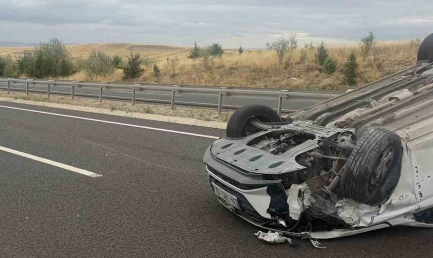 Sivrihisar’da kaza meydana geldi: Takla atan araçta yaralanan yok