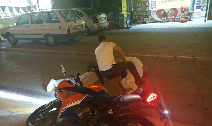 Keçiören'de motosiklet hırsızlığı: suçlular kamerada yakalandı