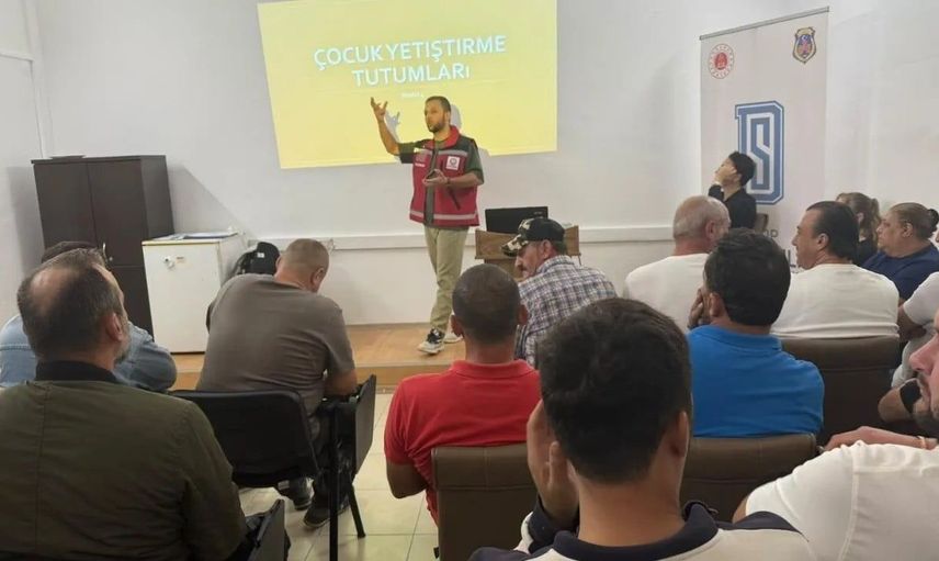 Sinop'ta ebeveynlere yönelik çocuk yetiştirme tutumları eğitimi düzenlendi