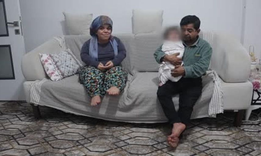 21 yıl sonra evlenen cüce çiftin mutluluğu: Kızları dünyaya geldi