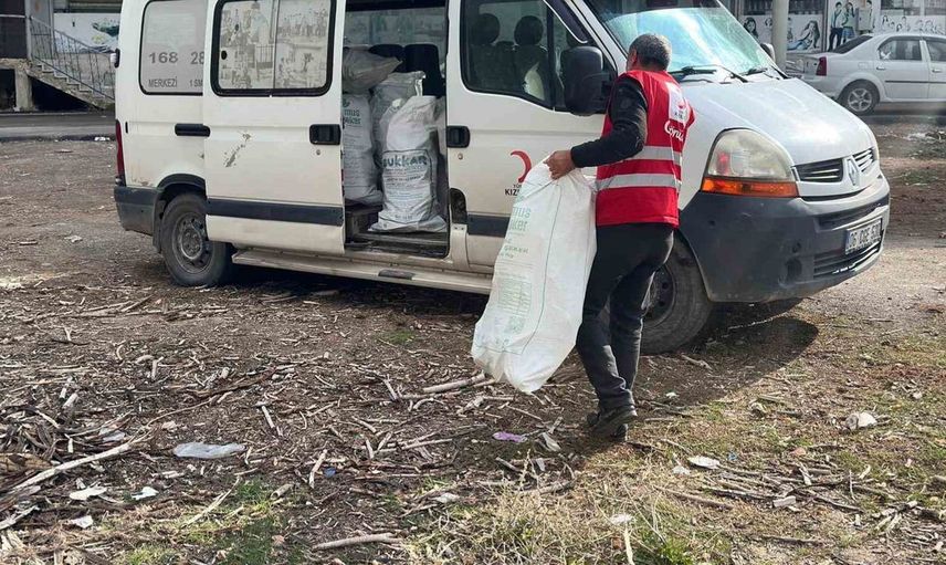 Kızılay’dan yaşlı vatandaşlara kış aylarda destek