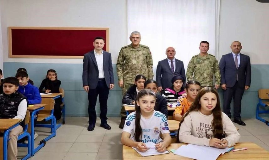 Şırnak'ta eğitim destek programıyla öğrencilerin geleceğine yön veriliyor