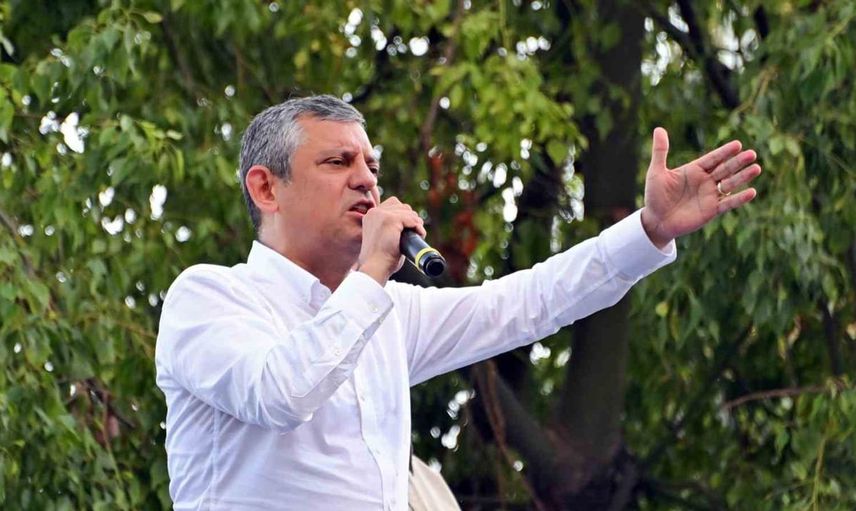 Özgür Özel, Mersin'de adalet vurgusu yaparak destek mesajı verdi