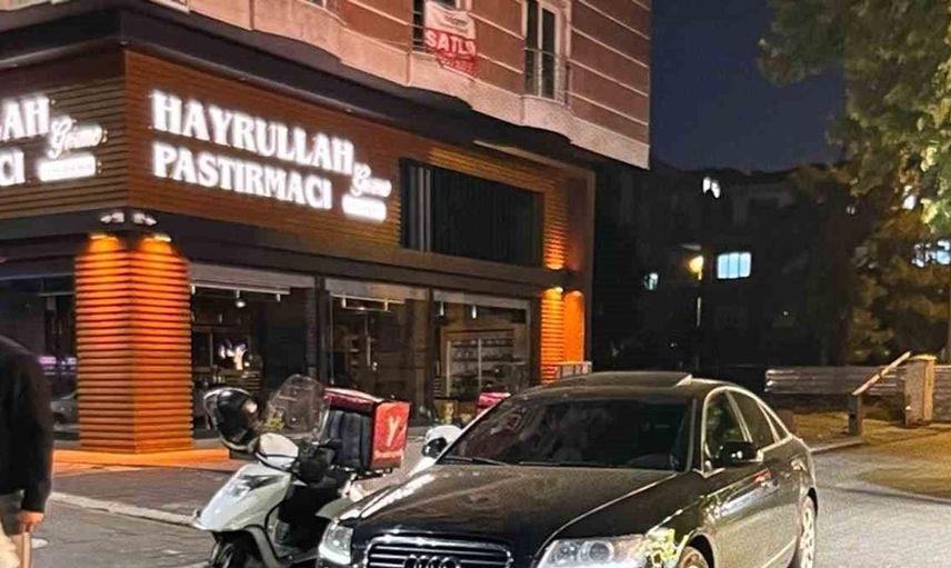 Kayseri'de motosiklet otomobile çarptı, sürücü yaralandı