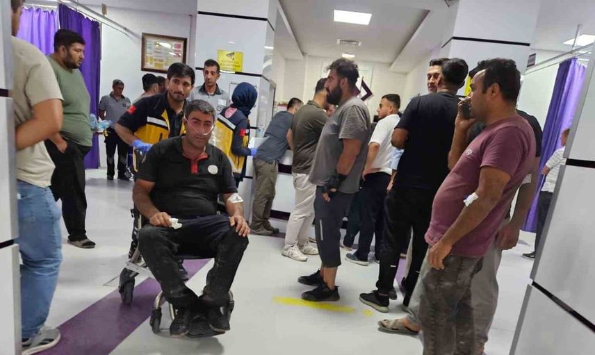 Malatya'daki yangında 1'i itfaiye eri 19 kişi dumandan etkilendi