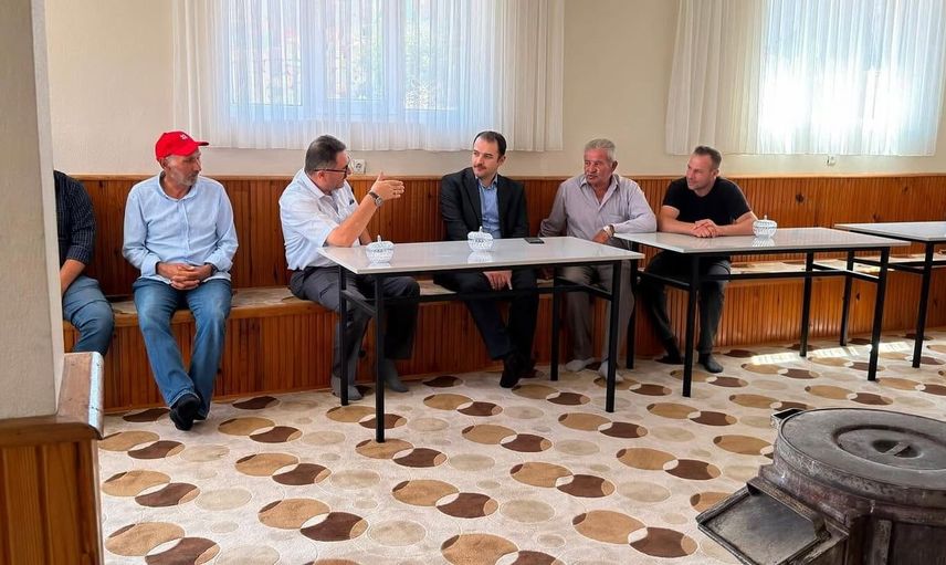 Demirözü kaymakamı köy ziyaretleriyle halkla buluştu