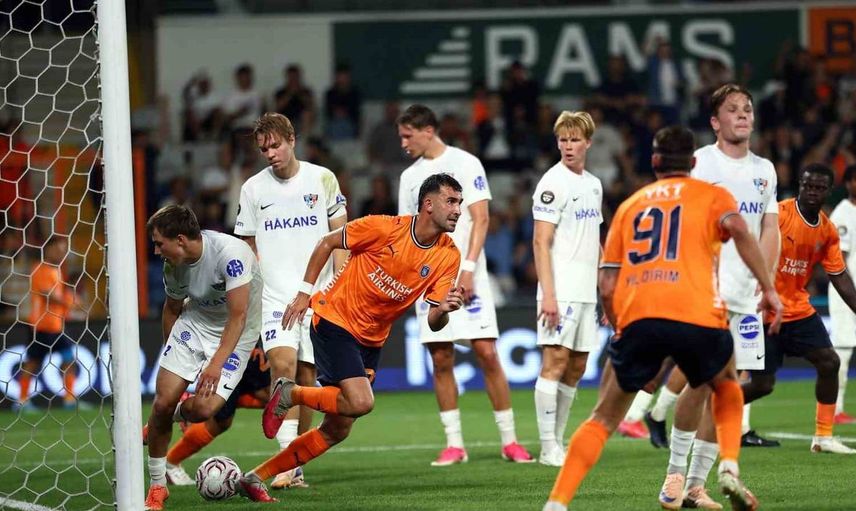 Başakşehir'de sezonun ilk golü emin bayram'dan