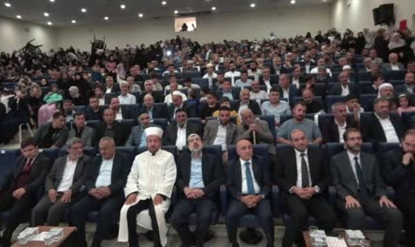 Bitlis'te 86 hafize mezuniyet sevincini yaşadı