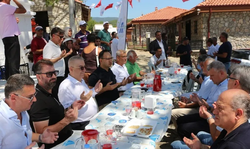 Kazdağları'nda geleneksel sarıkız hayrı binlerce kişiyi bir araya getirdi