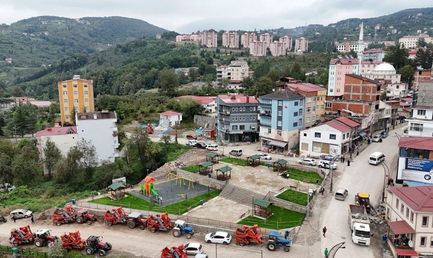 Gölköy'e yeni bir meydan kazandırıldı: Peyzaj çalışmaları tamamlandı