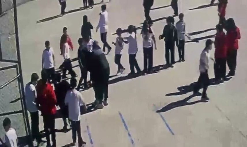 Zonguldak'ta öğretmenin müdahalesiyle boğulma tehlikesi atlatıldı