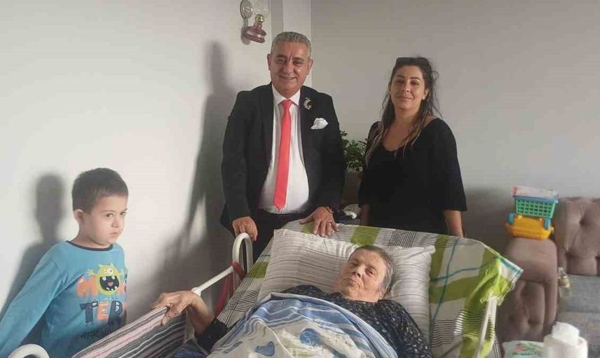 Kırşehir'de ihtiyaç sahibi aileye medikal malzeme yardımı yapıldı