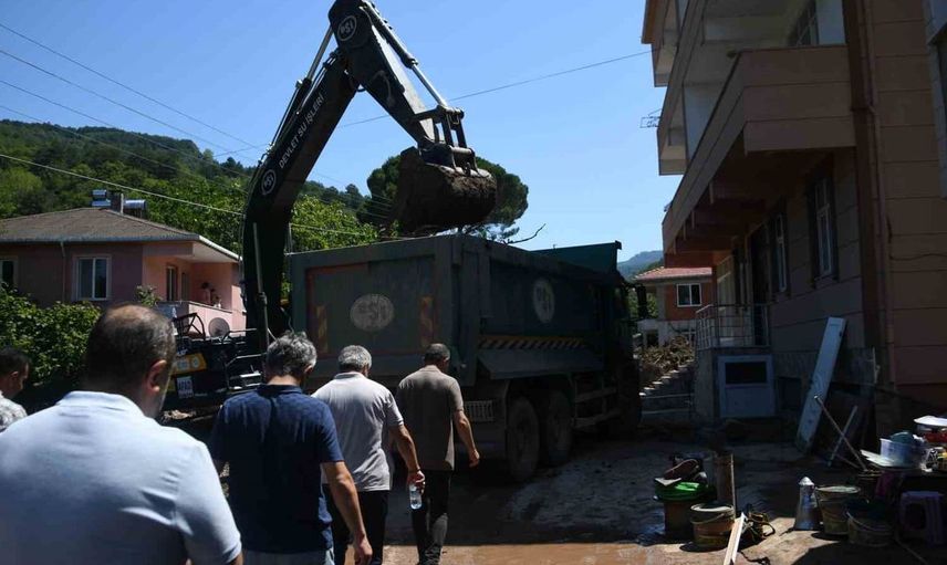 Kastamonu'da selden etkilenen köylerde yaralar sarılıyor