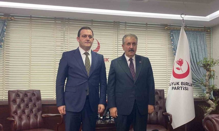 Mustafa Destici: Balkanlardaki Türk varlığı kardeşliğimizin simgesi