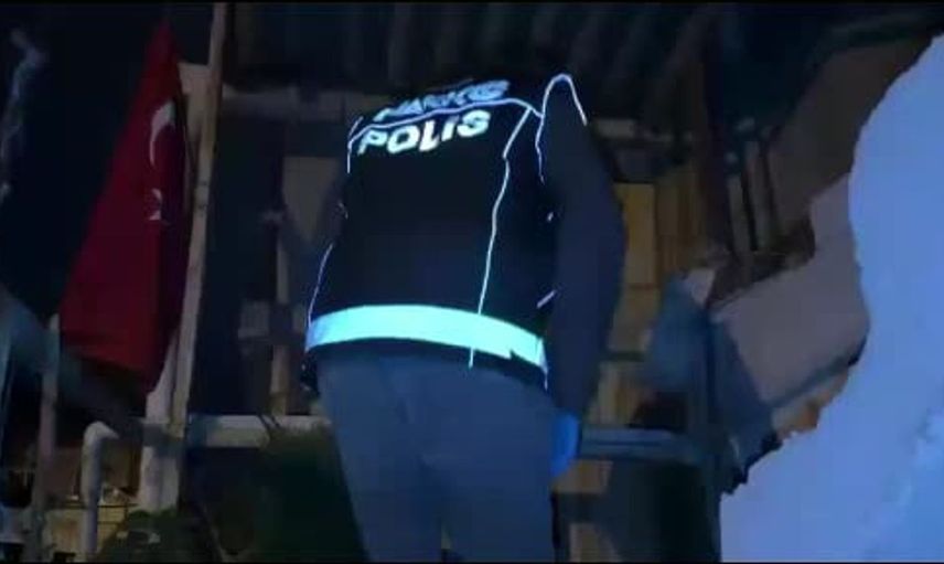 Samsun'da uyuşturucu operasyonları: 77 bin sentetik ecza ele geçirildi