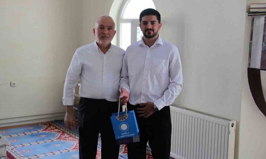 Köyceğiz'de görev yapan Miraç Talay, etkili hutbe sunumu yarışmasında il birincisi oldu