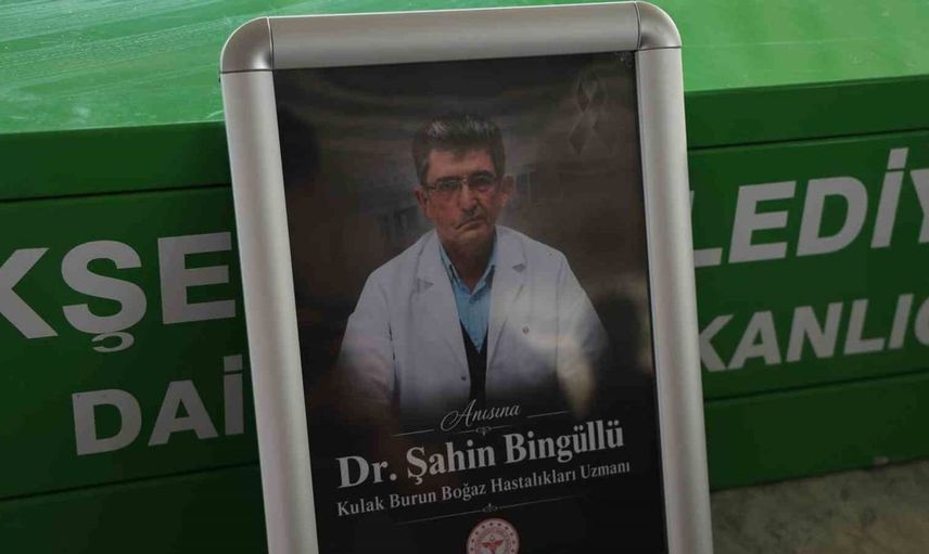 Tekne kazasında hayatını kaybeden doktor son yolculuğuna uğurlandı