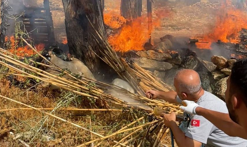 Mersin'de yangına müdahale eden belediye ekibine teşekkür belgesi